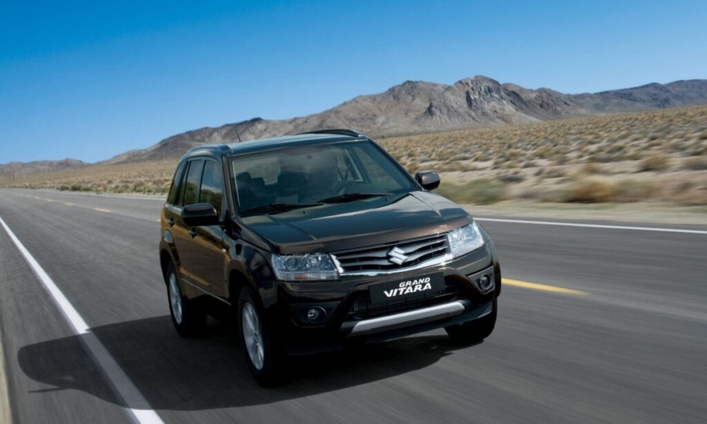 RAV4 vs Grand Vitara: Qual Escolher? 6 Grand Vitara 2013 1
