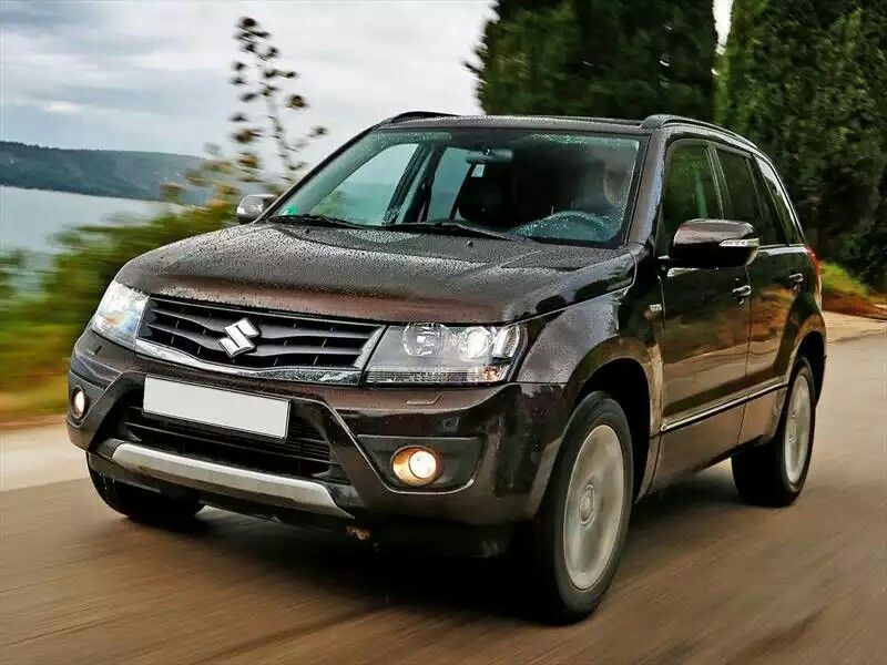 RAV4 vs Grand Vitara: Qual Escolher? 4 Suzuki Grand Vitara 2013