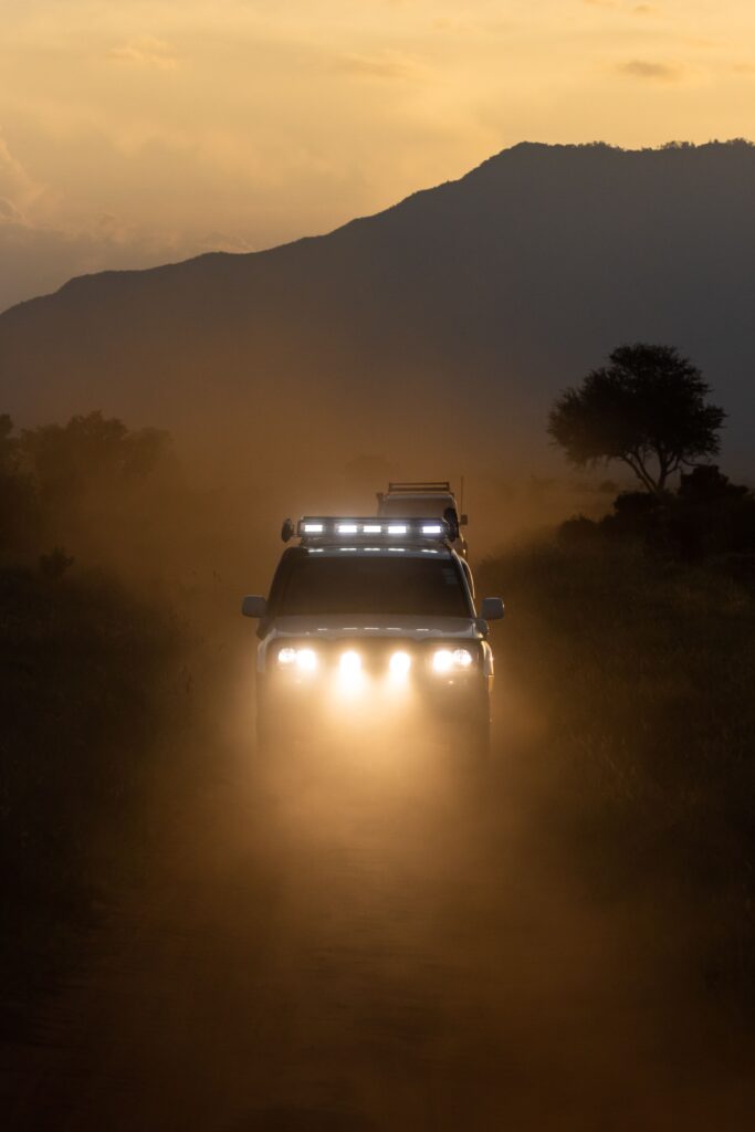 off road pessado a noite